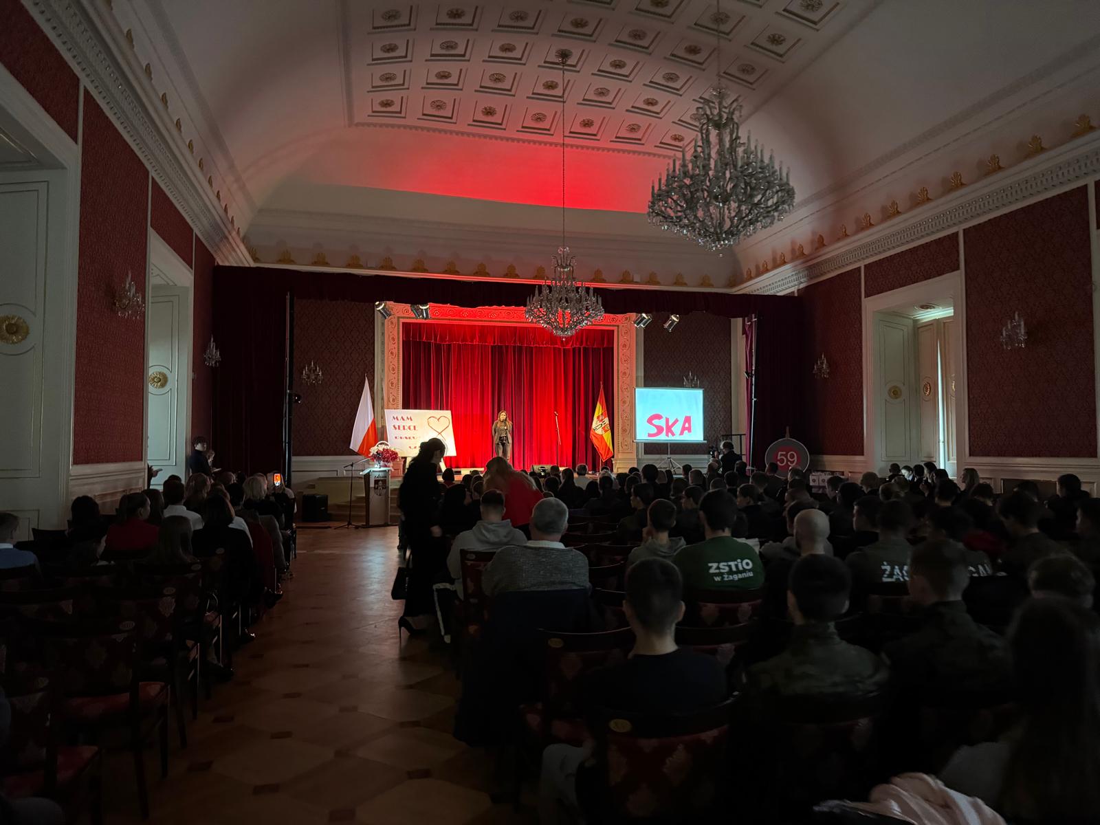 Międzyszkolny Konkurs Pieśni i Piosenki Patriotycznej "Mam serce biało-czerwone" - zdjęcie 4