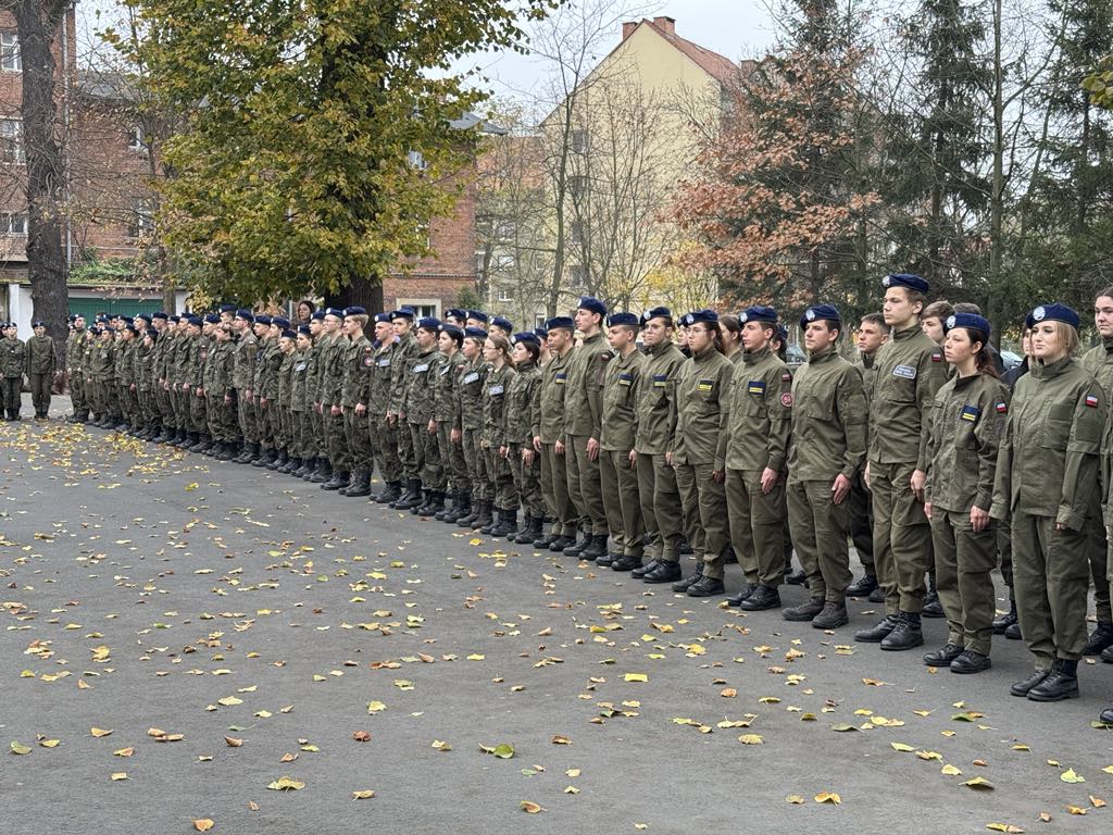 "Szkoła do hymnu" 2024- zdjęcie 2