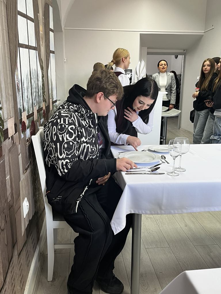Dni Otwarte w Zespole Szkół Technicznych i Ogólnokształcących w Żaganiu – relacja z drugiego dnia - zdjęcie 1