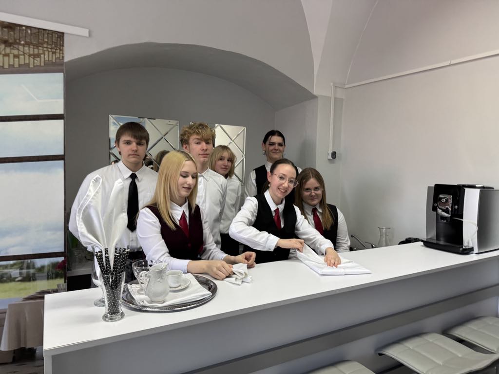 Dni Otwarte w Zespole Szkół Technicznych i Ogólnokształcących w Żaganiu – relacja z pierwszego dnia - dzień 17