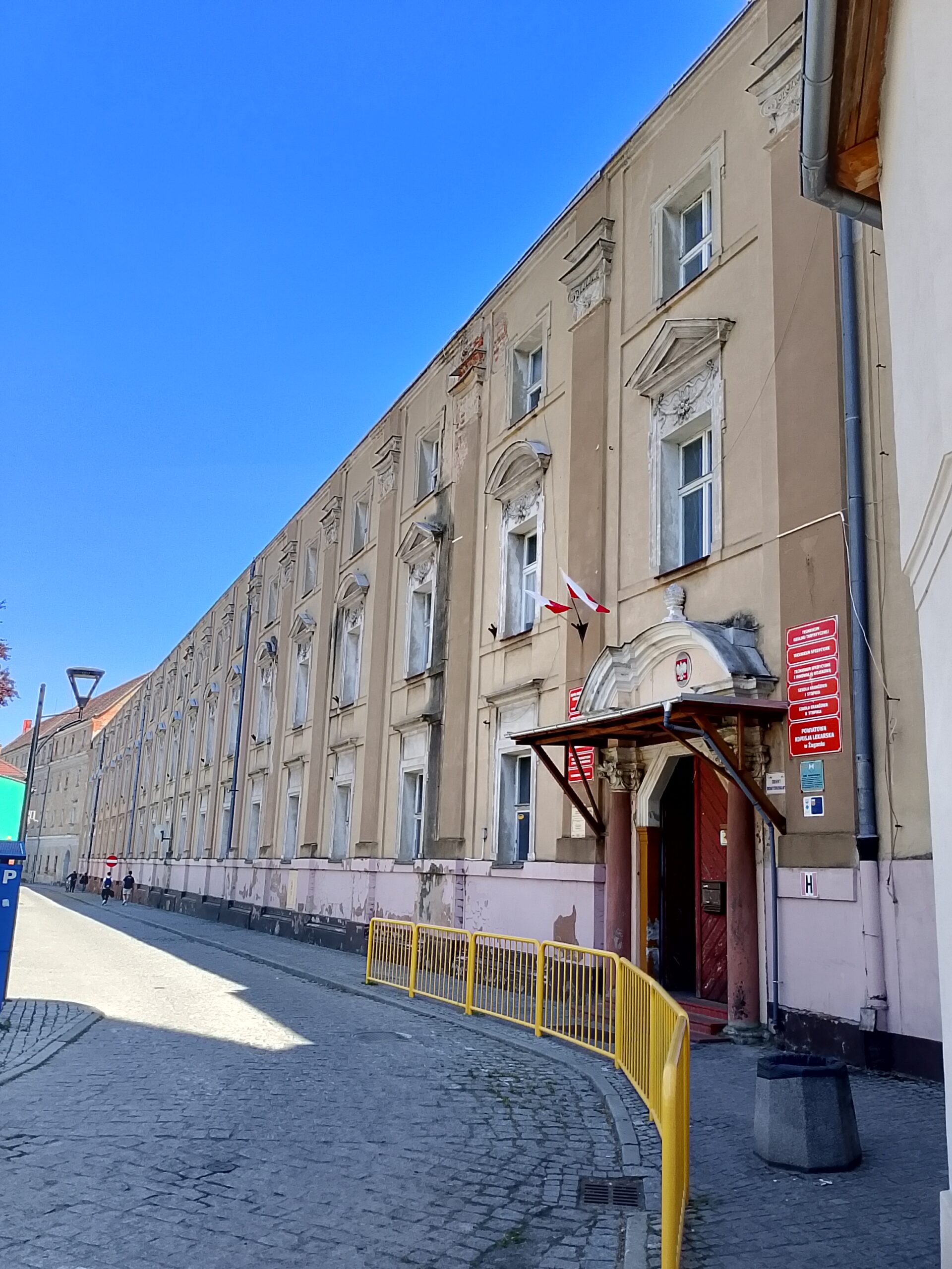 budynek zstio - widok od strony ulicy gimnazjalnej