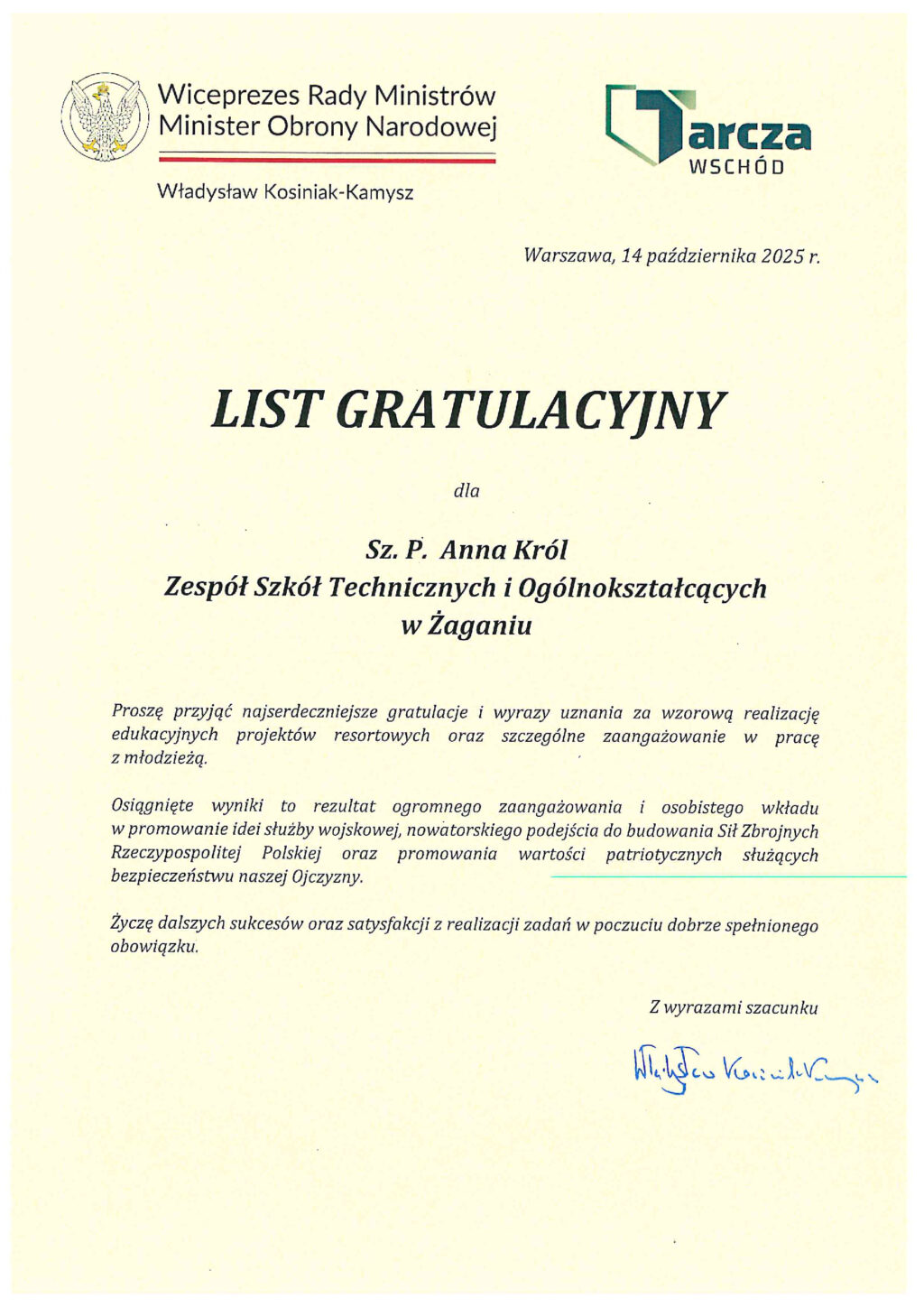 Dyplom uznania dla Pani Dyrektor od Ministra Obrony Narodowej