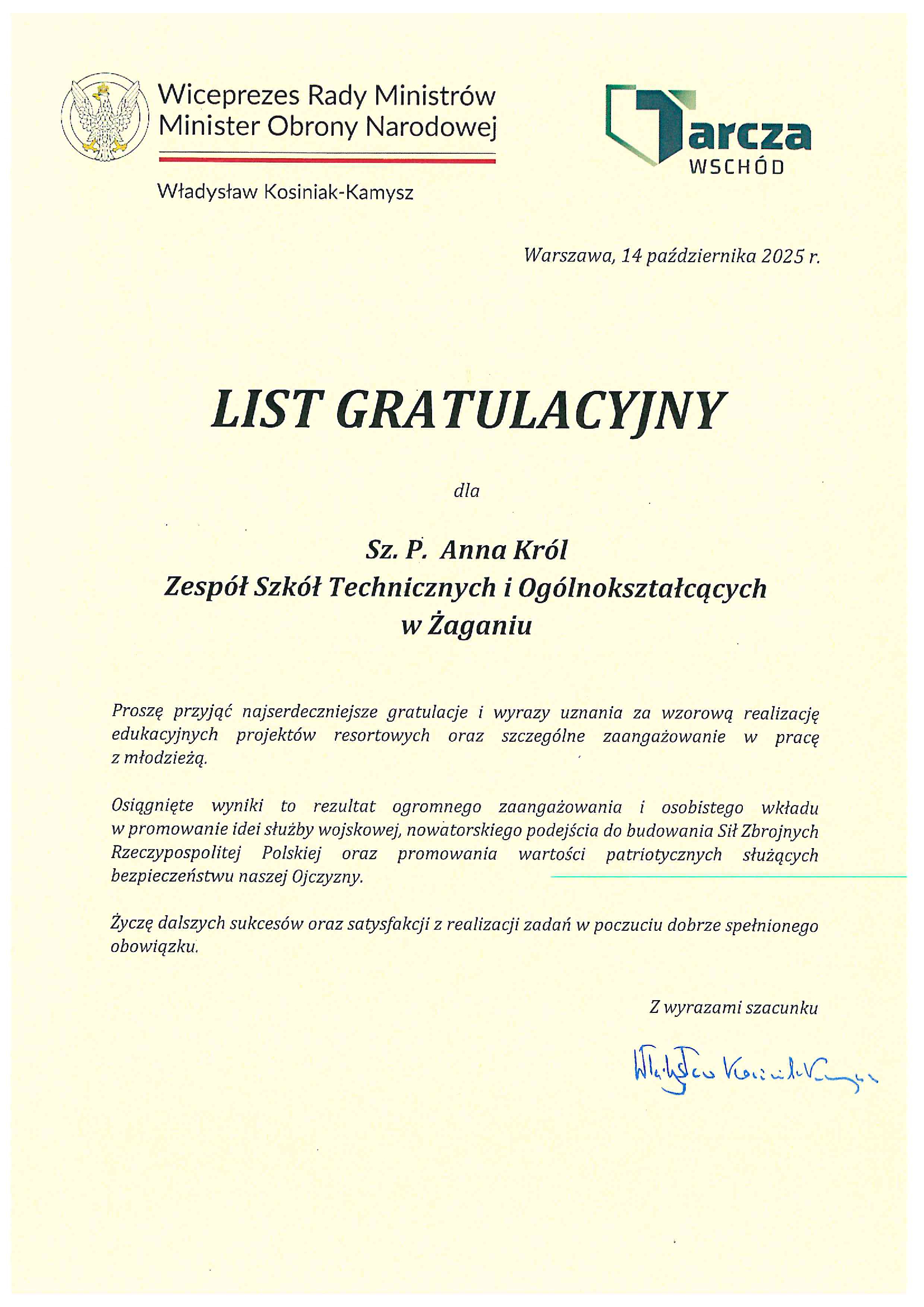 Dyplom uznania dla Pani Dyrektor od Ministra Obrony Narodowej