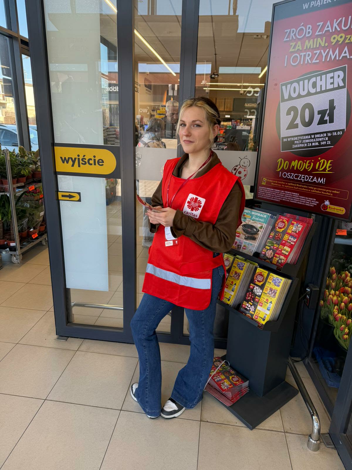 Szkolny caritas w akcji z Szprotawskim Oddziałem Caritas - zdjęcie 10