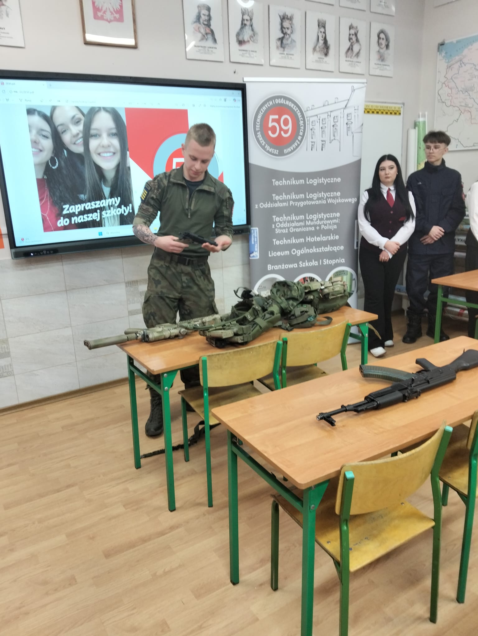 Wizyta w SP3 i SP4 w ramach promocji  - zdjęcie 19