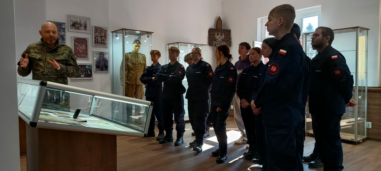 wizyta w straży granicznej w krośnie - zdjęcie 7