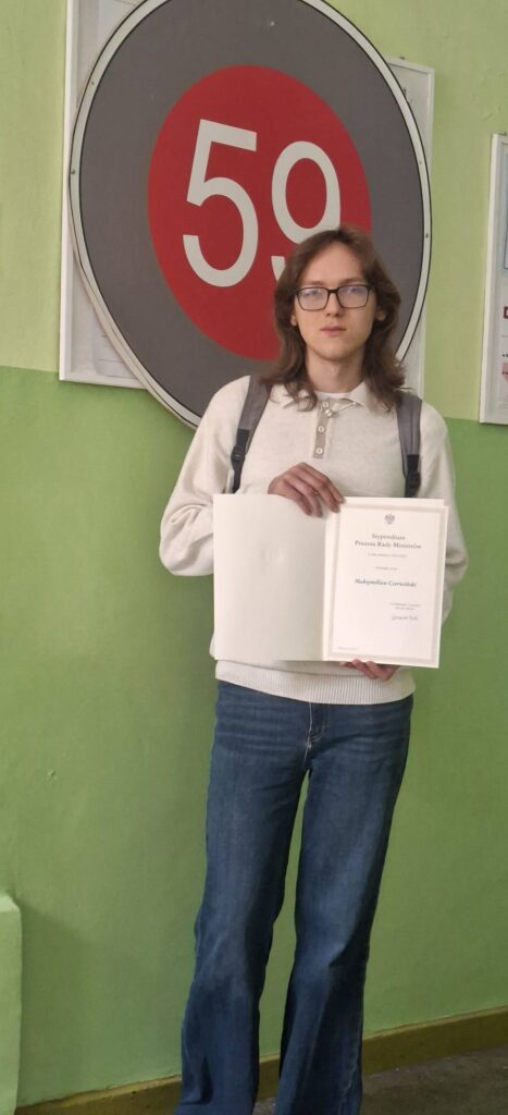 Maksymilian z 4LOW stypendystą Prezesa Rady Ministrów! - maksymilian