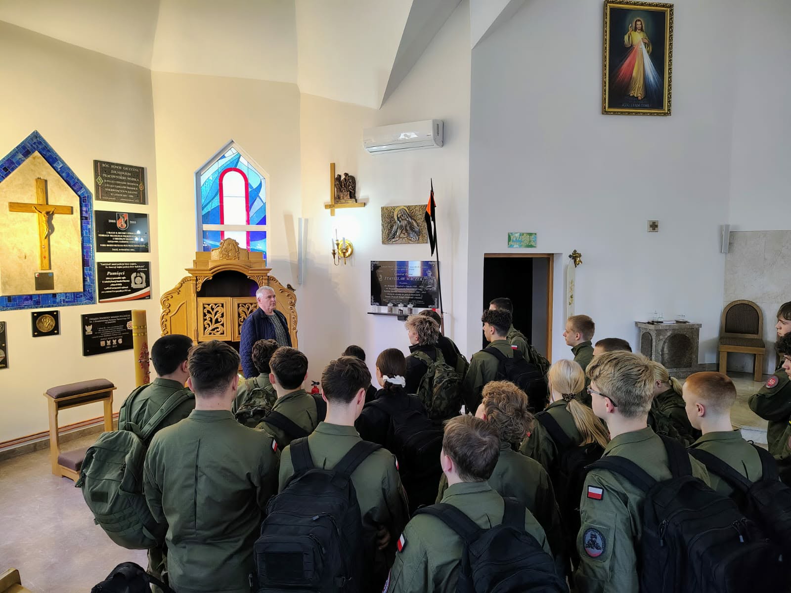 Wizyta w Sali Tradycji Czarnej Dywizji 11 LDKP - zdjęcie 10