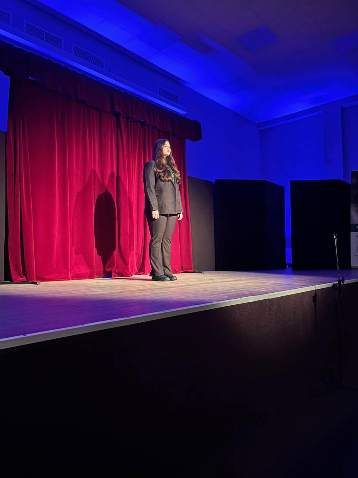 Wiktoria Szach reprezentantką Powiatu Żagańskiego w 71. Ogólnopolskim Konkursie Recytatorskim - zdjęcie 6