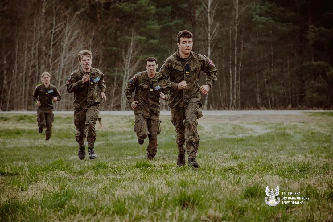 Spartakiada Sportowo-Wojskowa Klasa Mundurowych 2026 - II miejsce!!! - zdjęcie 12