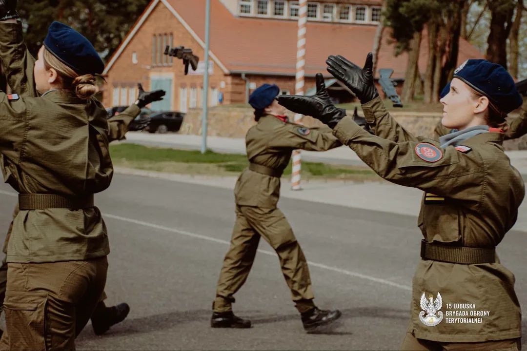 Spartakiada Sportowo-Wojskowa Klasa Mundurowych 2026 - II miejsce!!! - zdjęcie 14