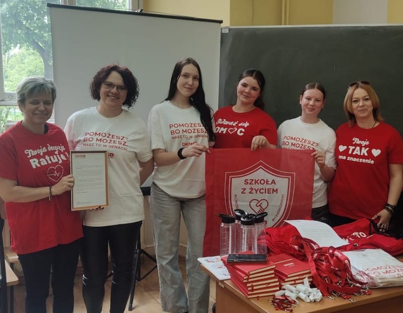SUKCES NASZEJ SZKOŁY w konkursie „Nauczyciele z Życiem” programu #KOMÓRKOMANIA - zdjęcie 2